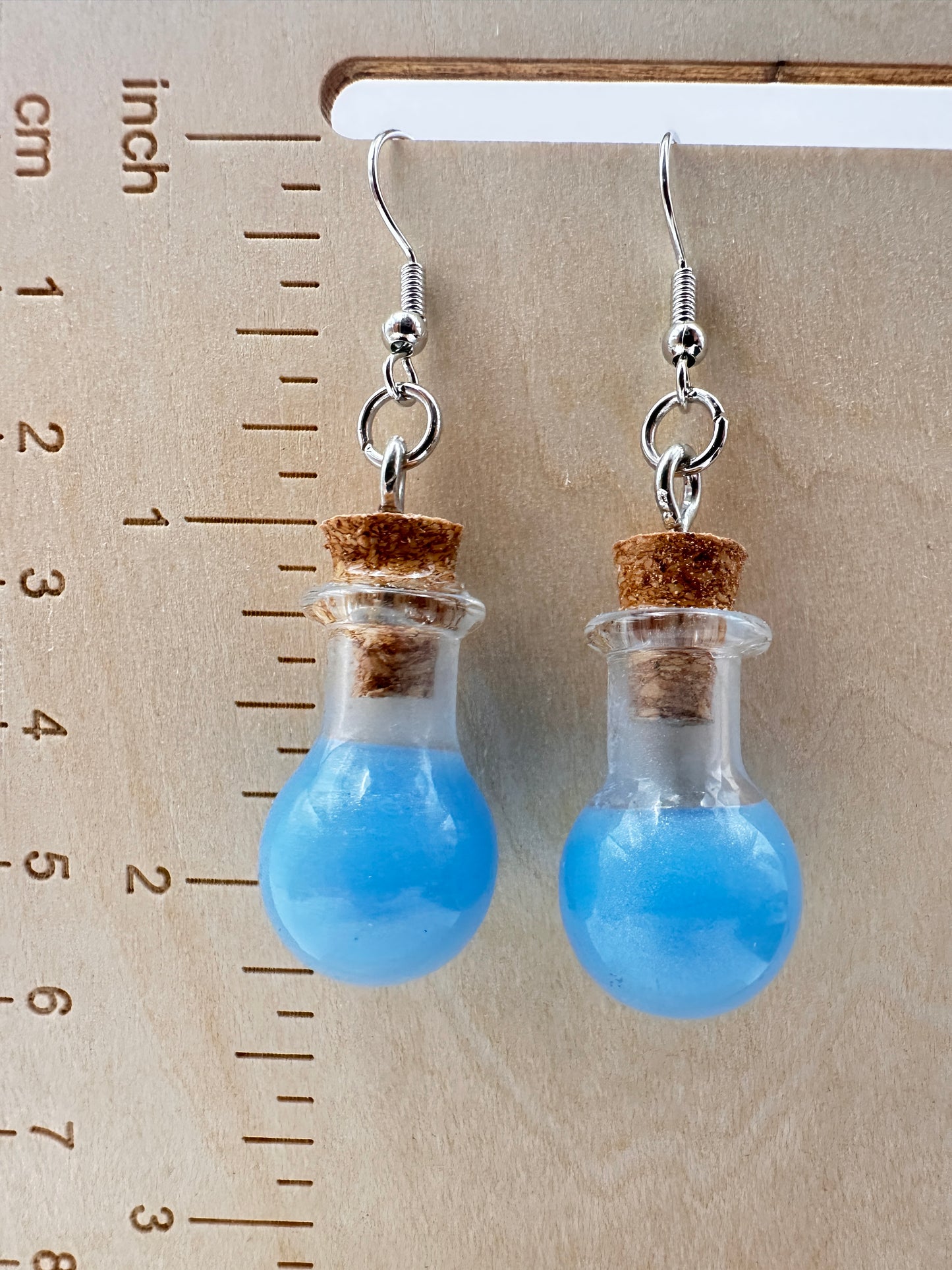 Color Changing Mana Potion Earrings