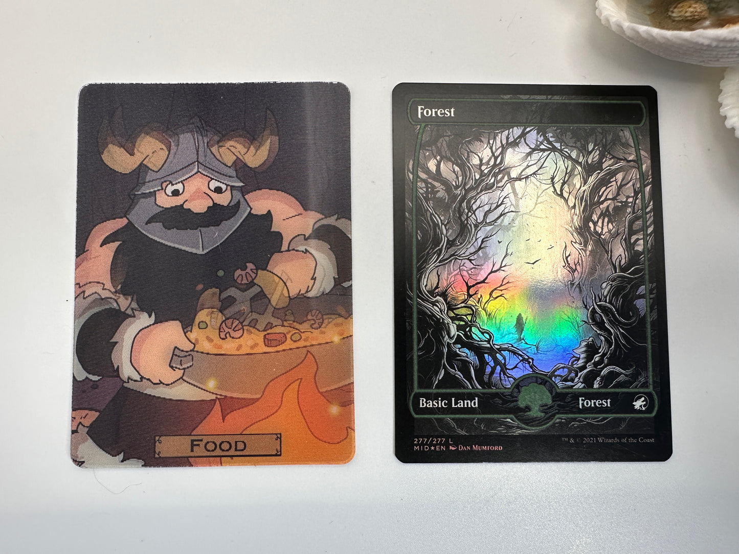Lenticular MTG food token - Senshi Dungeon Meshi